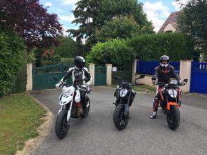 Image attachée: received_837334449977267.jpeg